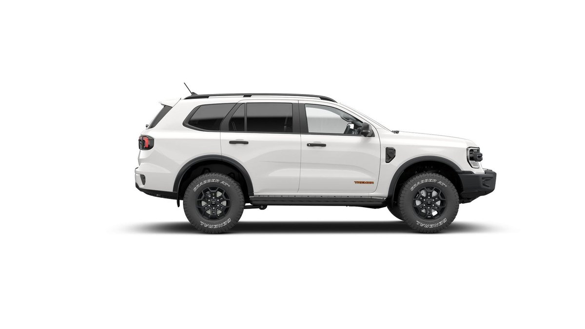 2026 Ford Everest image 8
