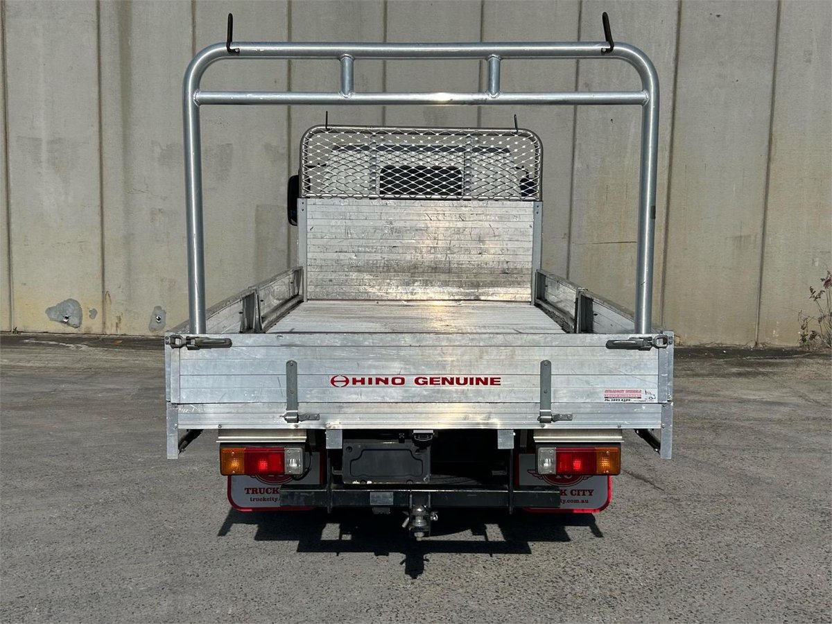 2020 Hino 300 image 5