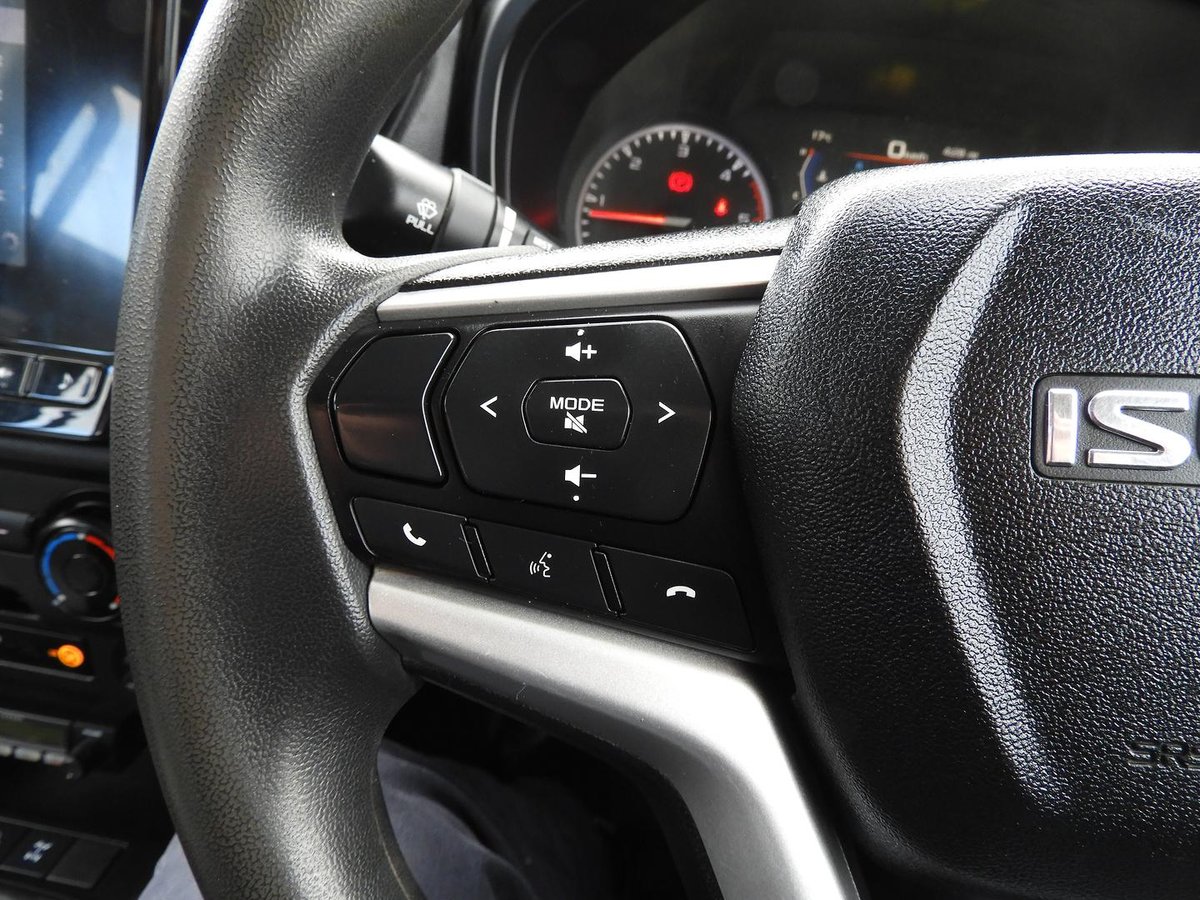 2020 Isuzu D-MAX SX MY21 4X4 Dual Range image 15
