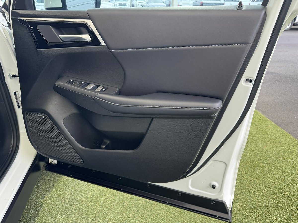 2025 Mitsubishi Outlander Aspire ZM MY25 image 16