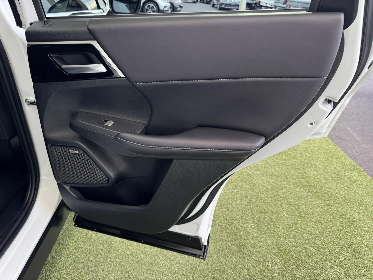 2025 Mitsubishi Outlander Aspire ZM MY25 image 17