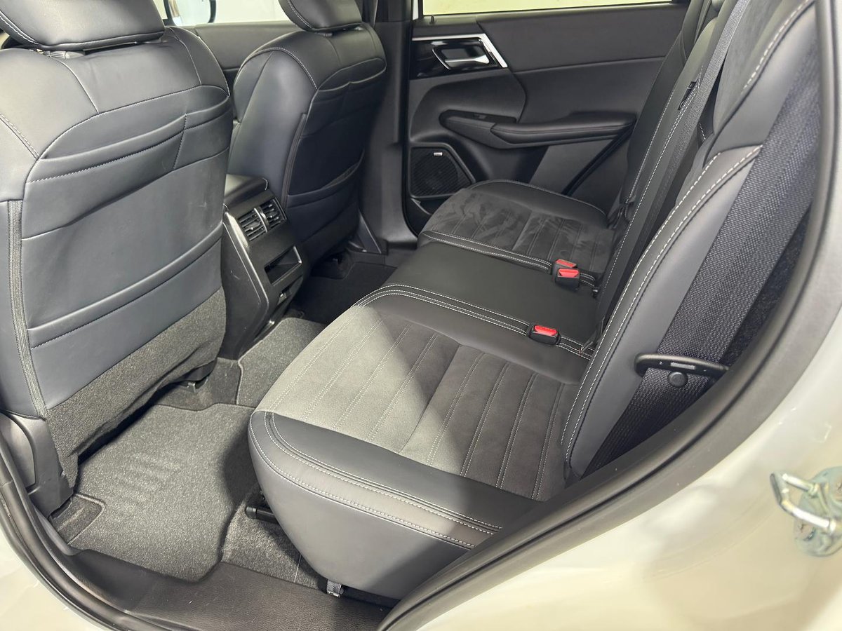 2025 Mitsubishi Outlander Aspire ZM MY25 image 23