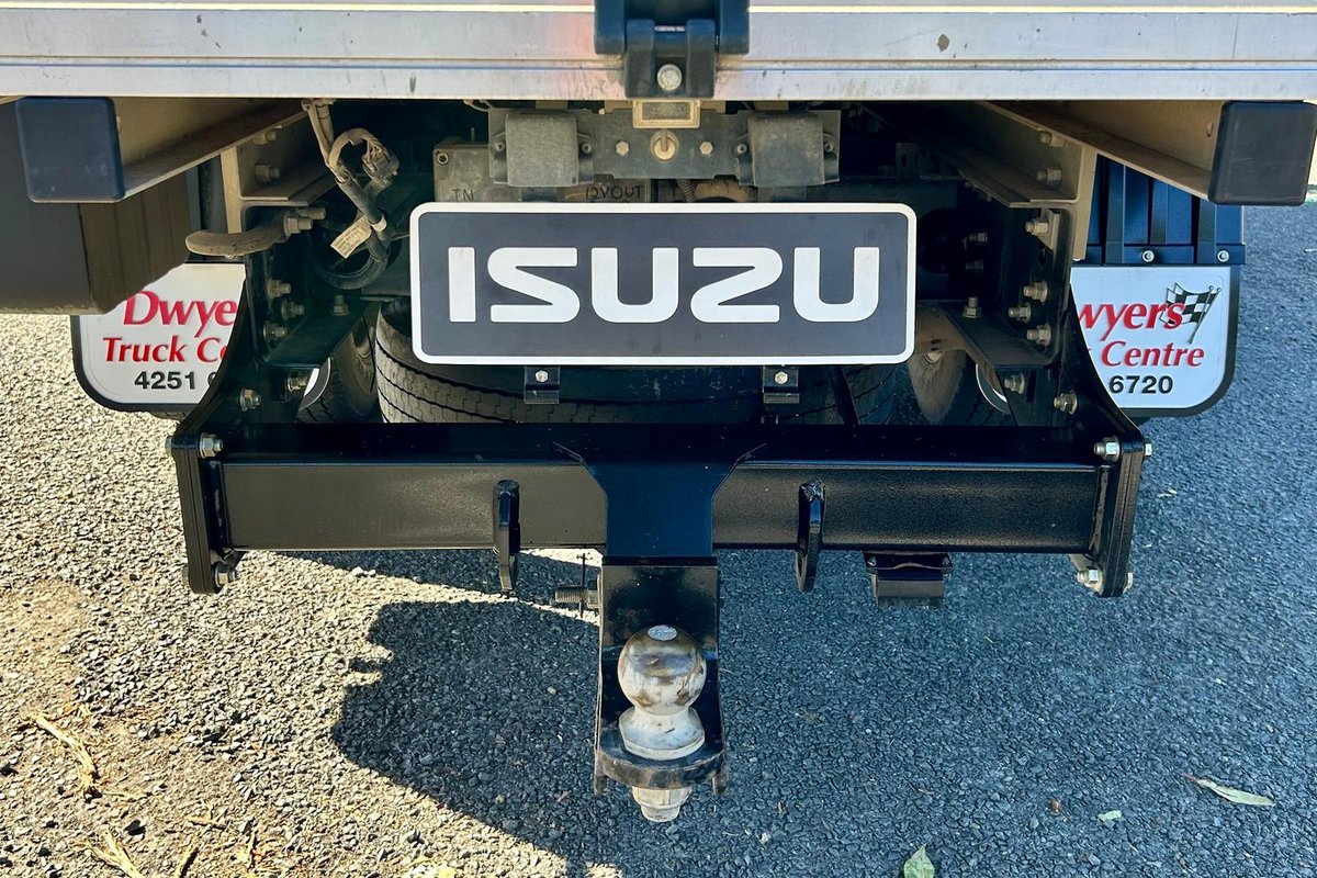 2022 Isuzu N Series NPR 45/55-155 Tradepack image 12