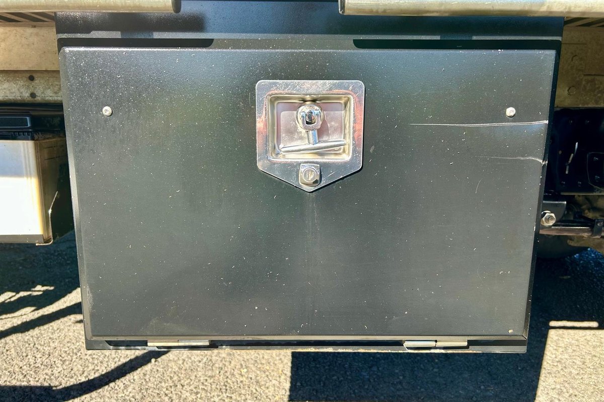 2022 Isuzu N Series NPR 45/55-155 Tradepack image 13