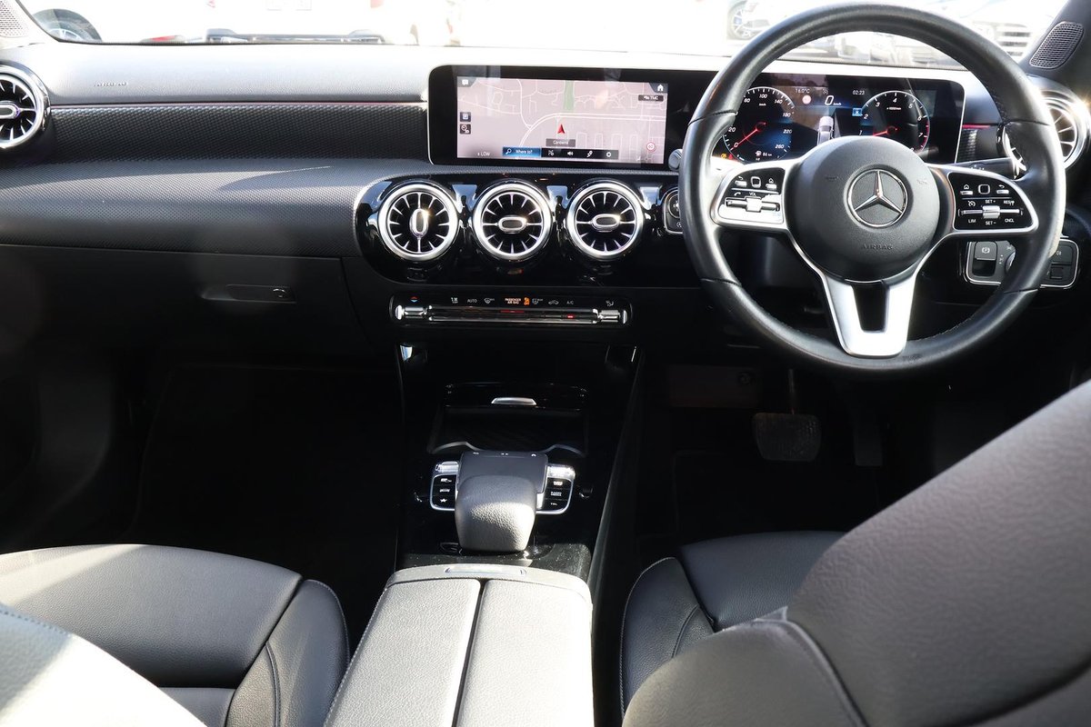 2017 Mercedes-Benz A-Class image 9