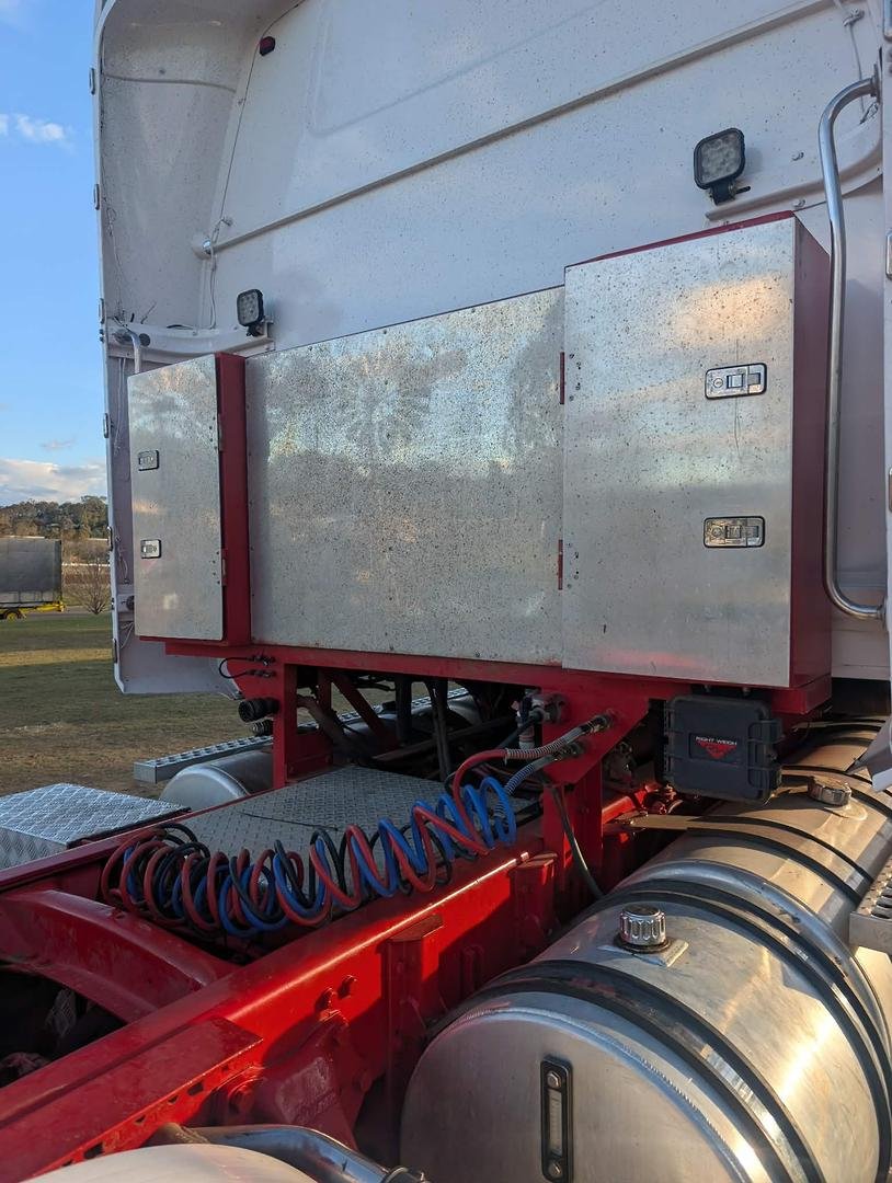2011 Western Star 4900 Series 4900FX image 10