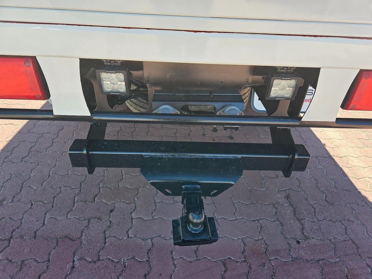 2013 Hino Fc 1022-500 Series Service Truck And Crane Combo image 13