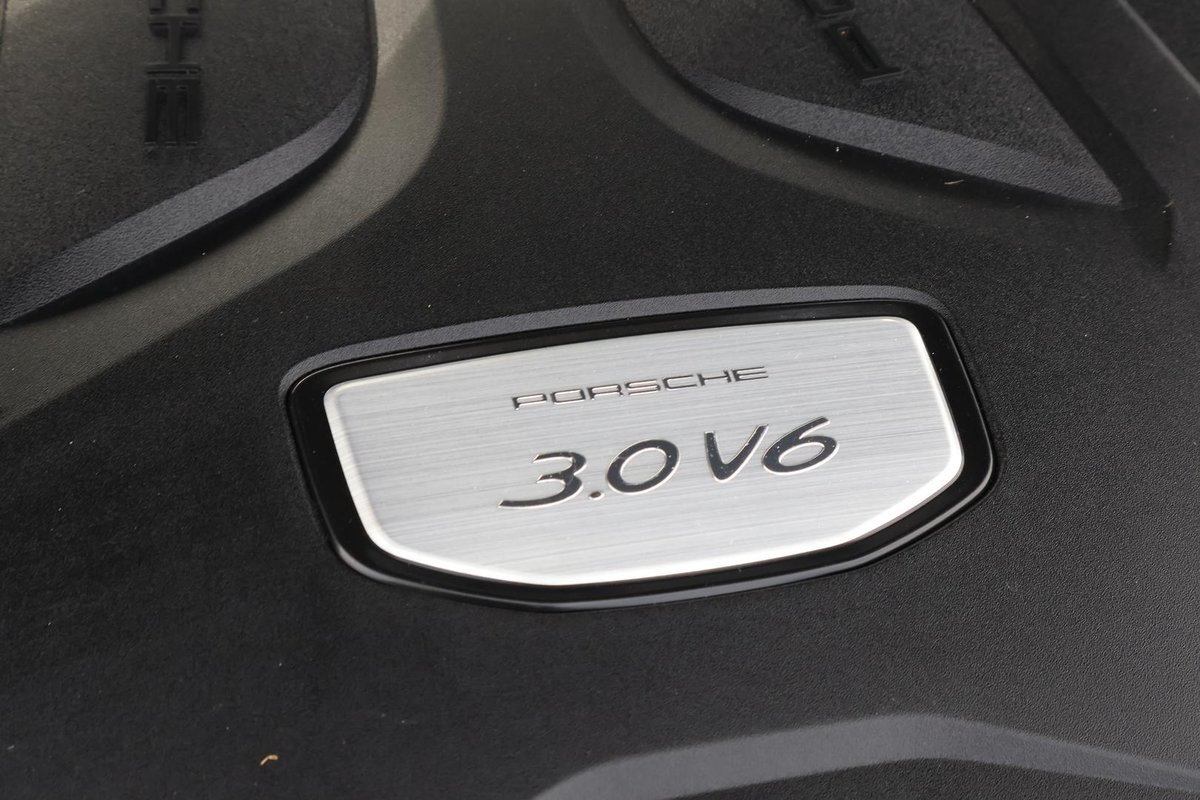2019 Porsche Cayenne 9YB MY20 4X4 On Demand image 32