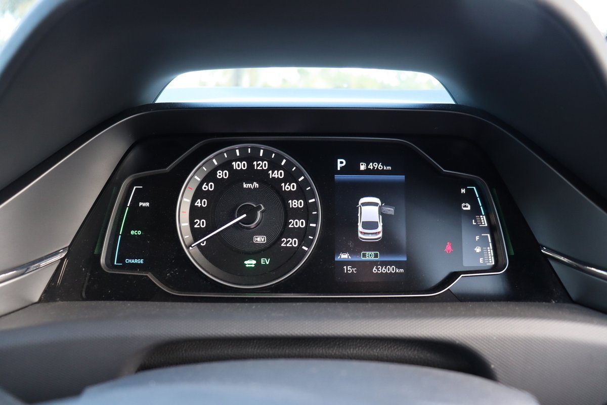 2020 Hyundai IONIQ Plug-in Elite AE.V4 MY21 image 13