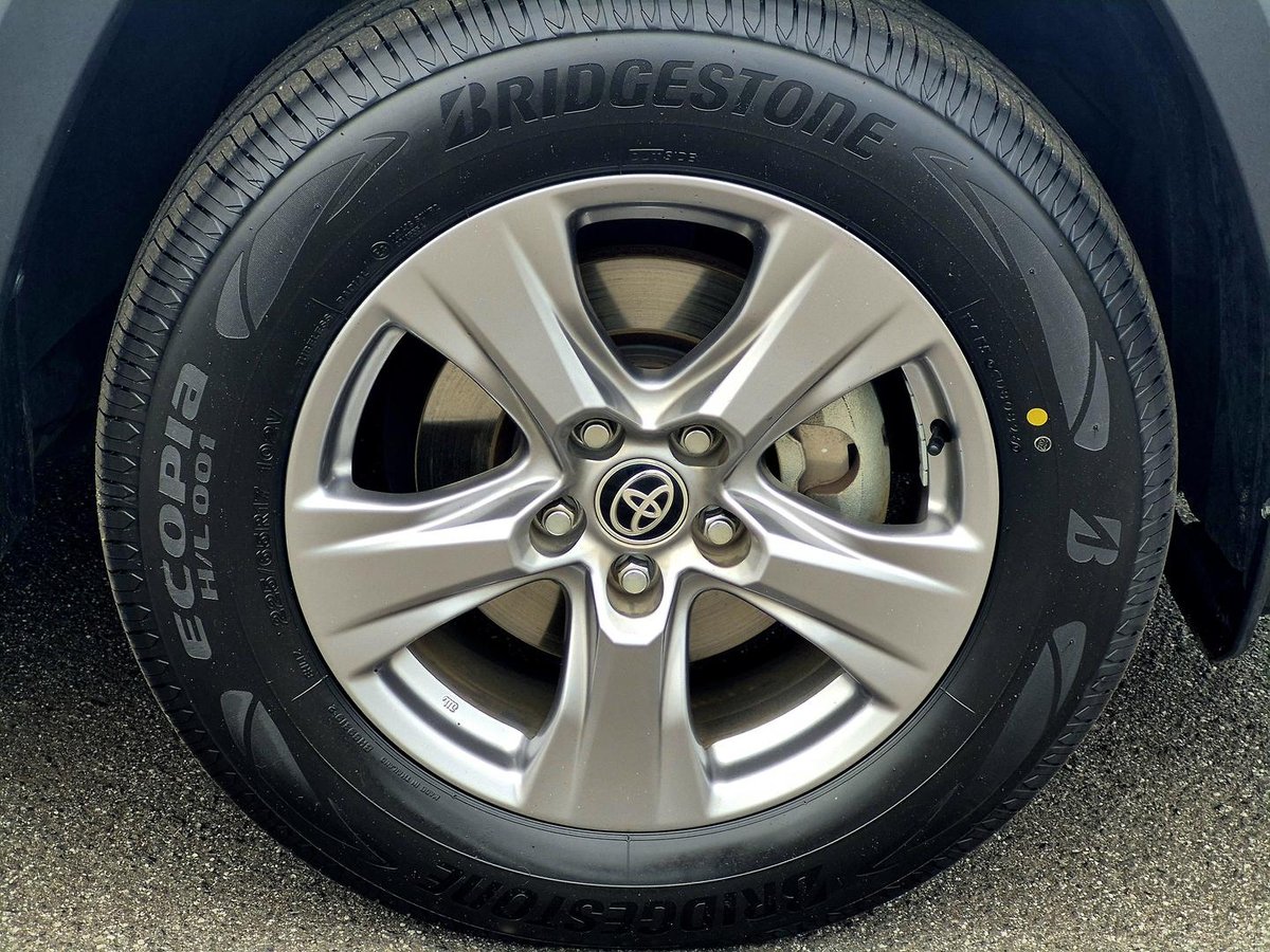 2022 Toyota RAV4 GX AXAH54R 4X4 On Demand image 25