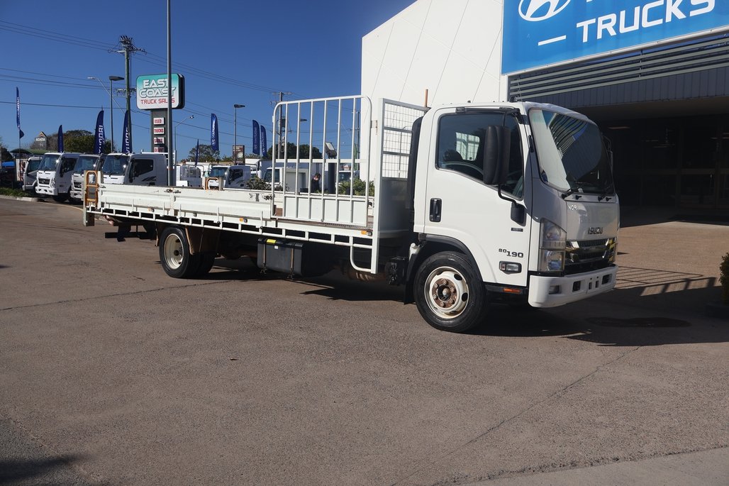 2019 Isuzu Nqr 80-190 image 10