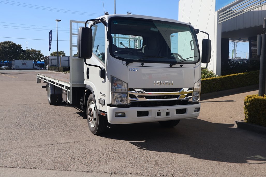2019 ISUZU NQR 80-190 image 14