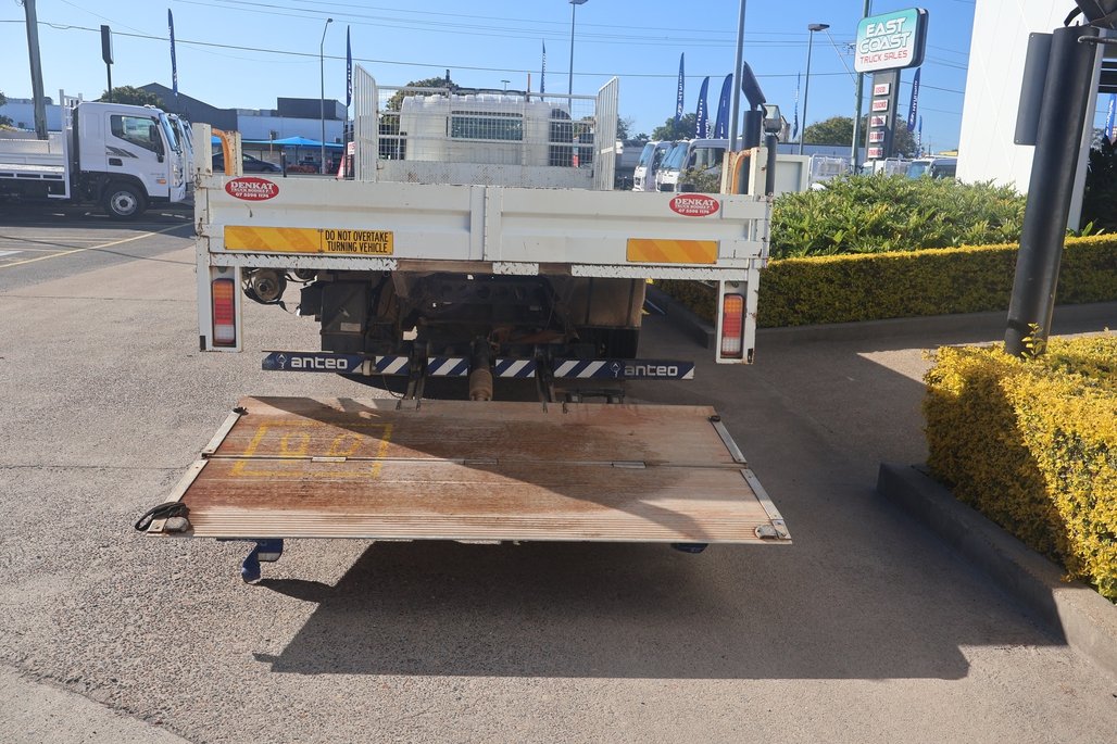 2019 Isuzu Nqr 80-190 image 6