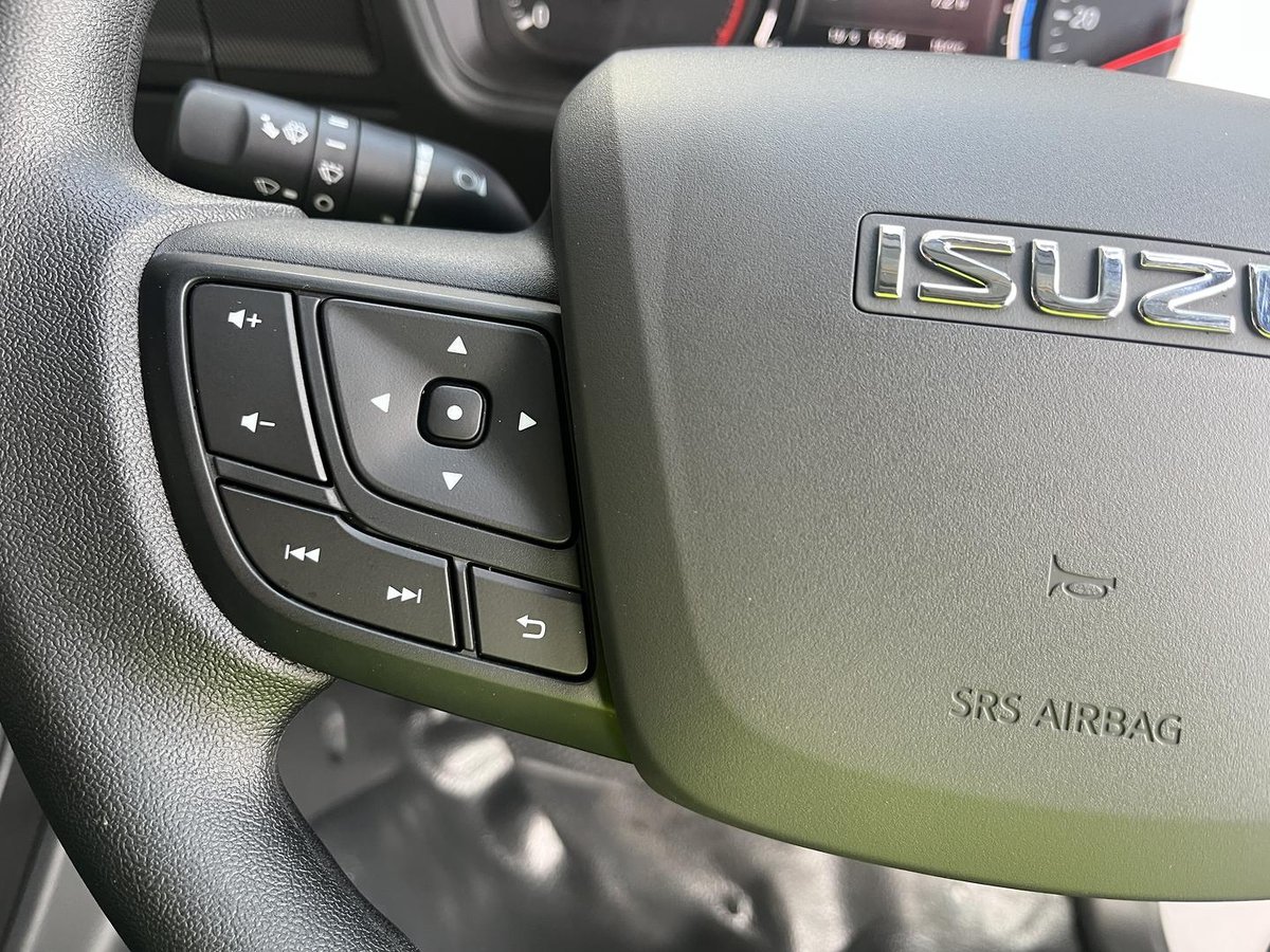 2026 Isuzu N Series image 11