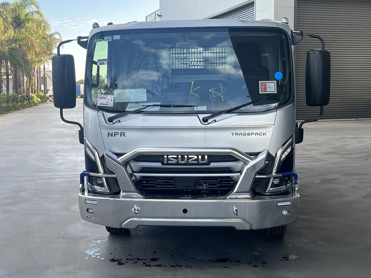 2026 Isuzu N Series image 8