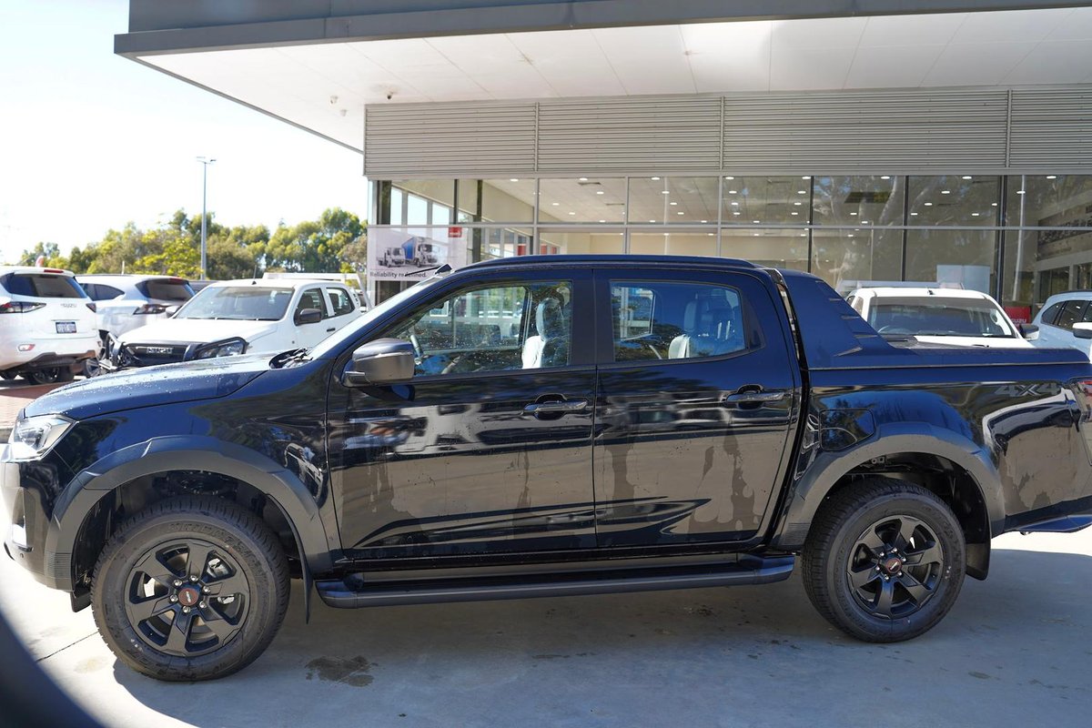 2025 Isuzu D-MAX image 6