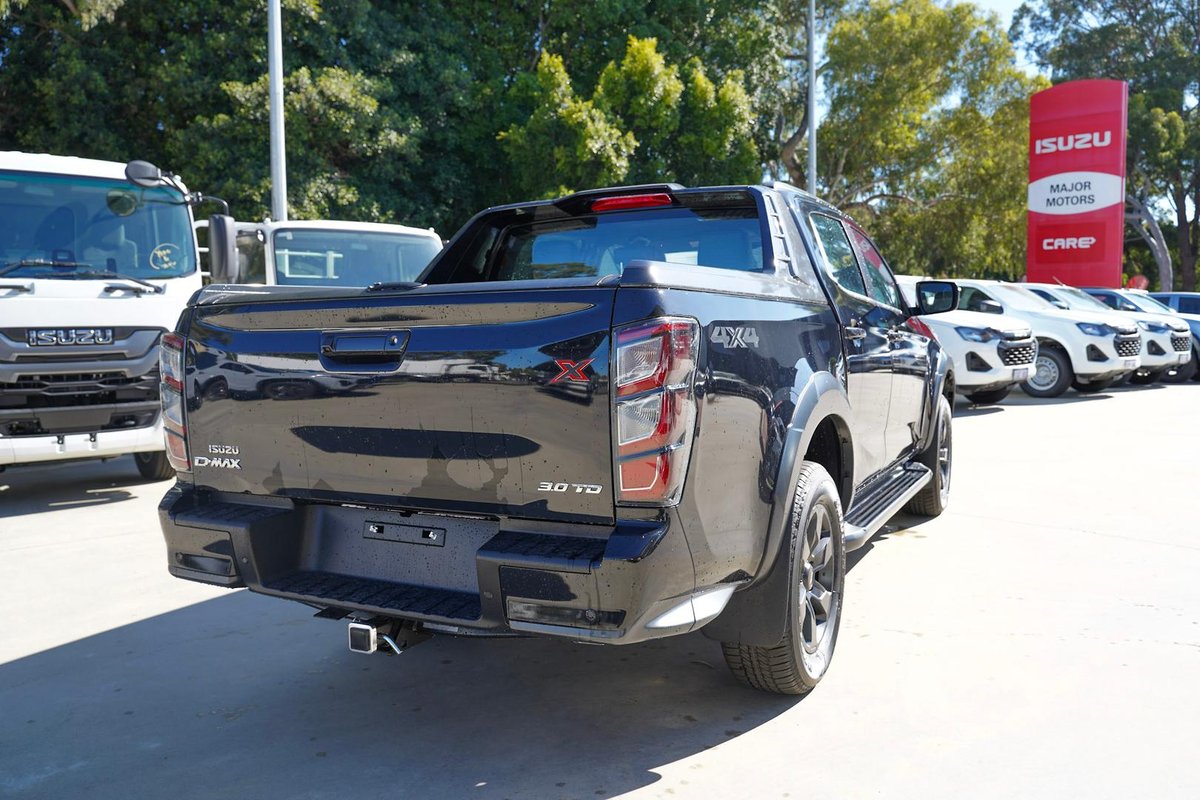 2025 Isuzu D-MAX image 3