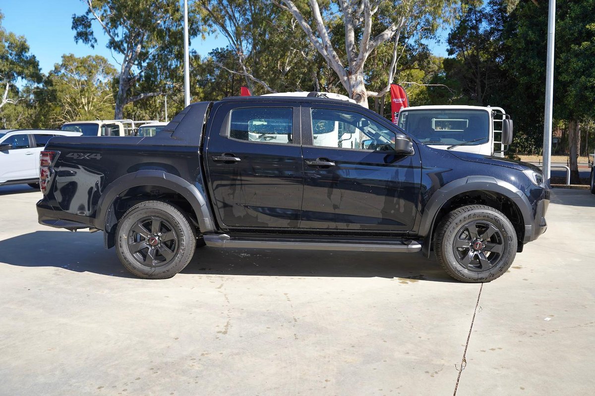 2025 Isuzu D-MAX image 2