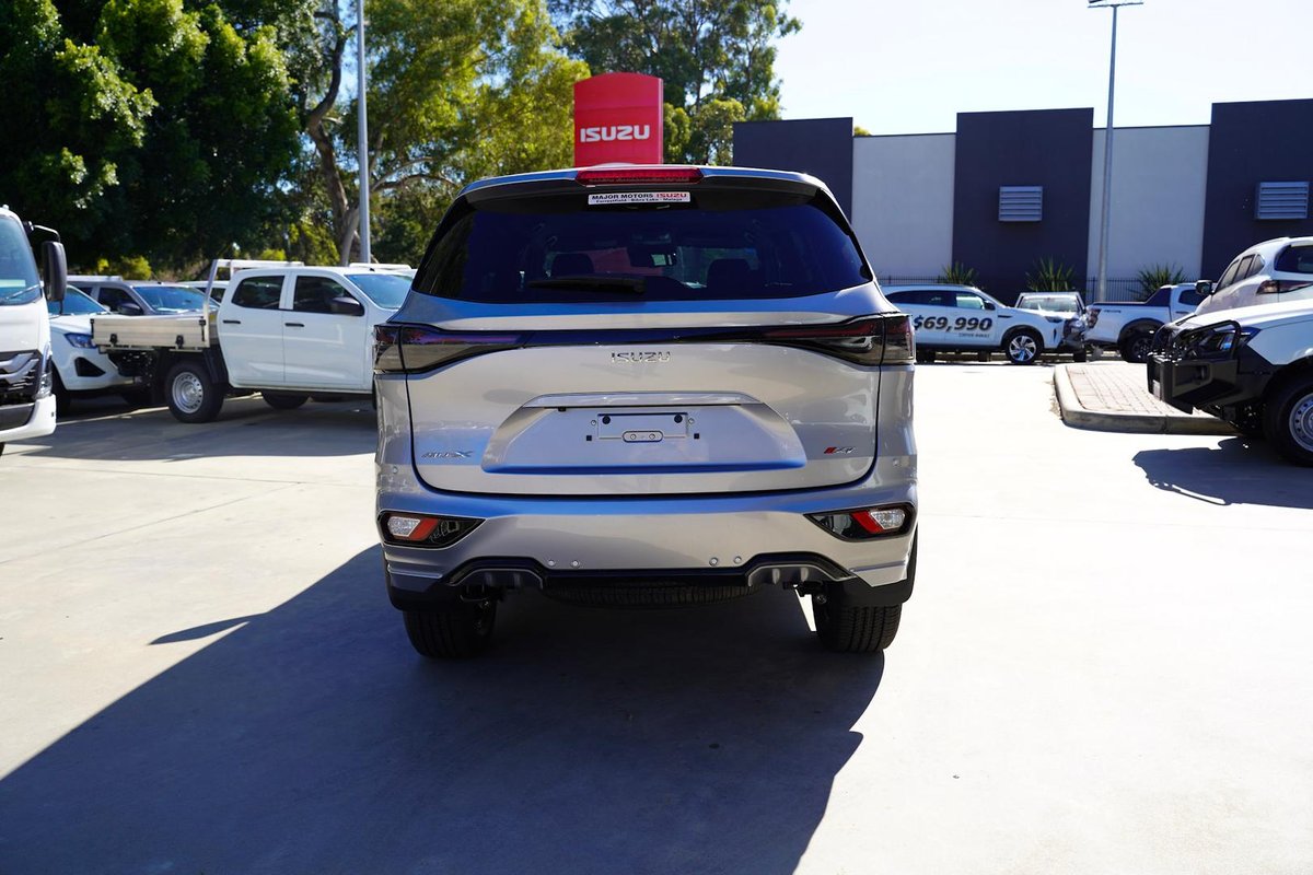 2025 Isuzu MU-X image 4