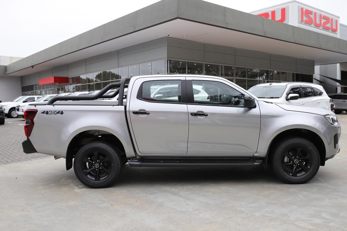 2025 Isuzu D-MAX image 9