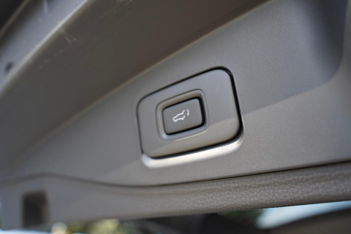 2025 Isuzu MU-X LS-T MY25.5 4X4 Dual Range image 33