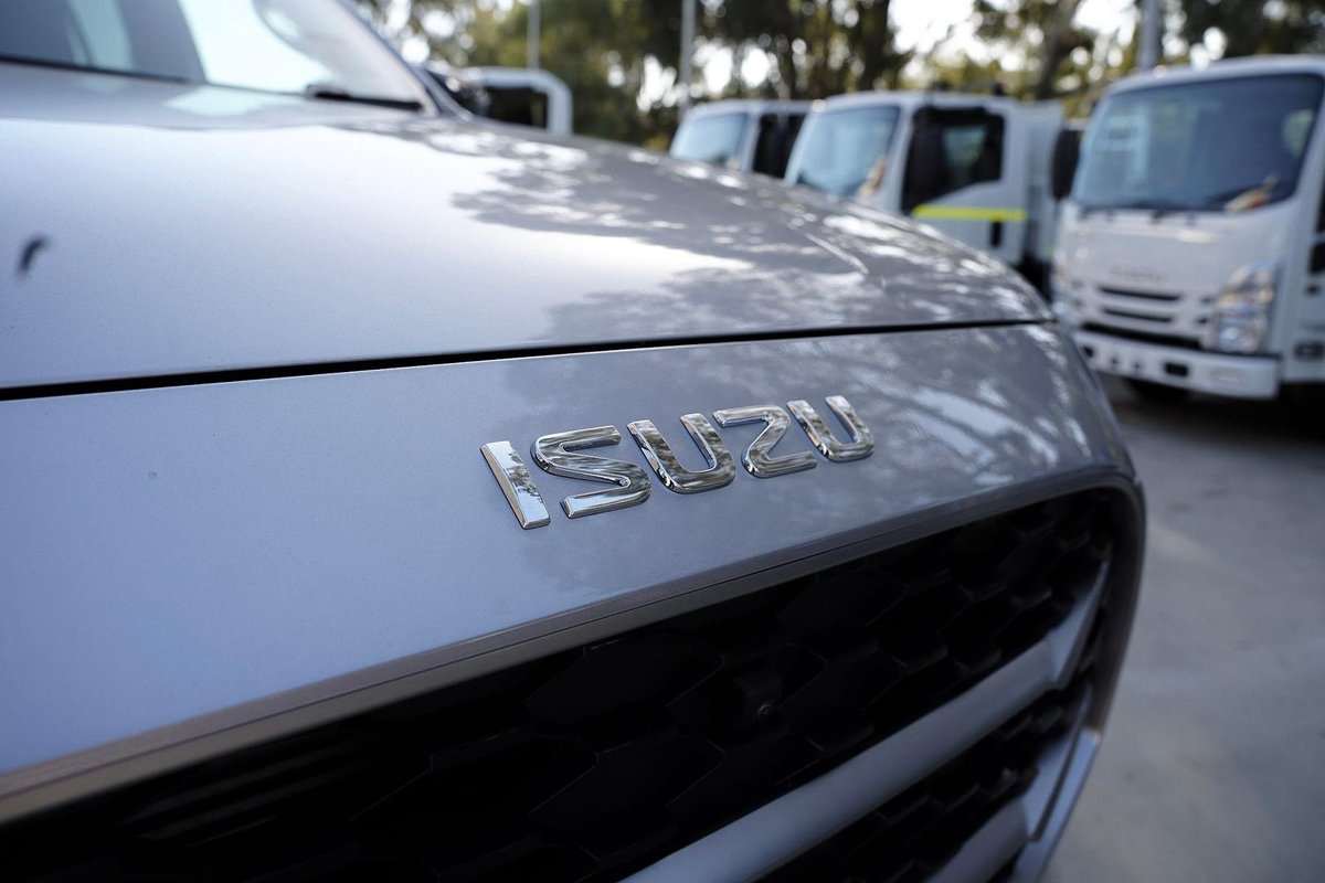 2025 Isuzu MU-X LS-T MY25.5 4X4 Dual Range image 9