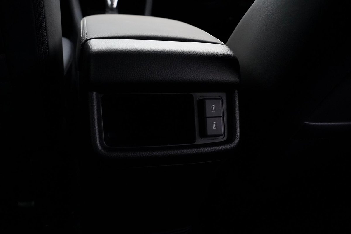 2025 Isuzu MU-X image 18