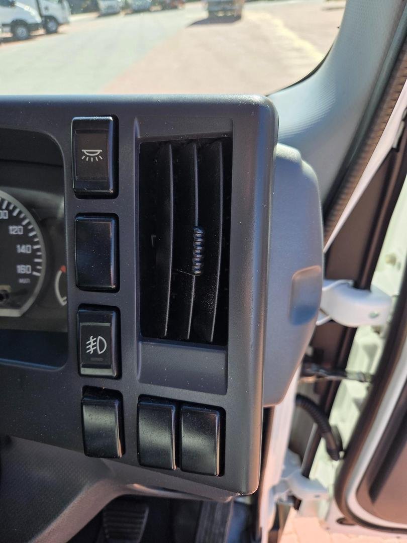 2015 Isuzu Npr200 Amt Car License Tray image 13