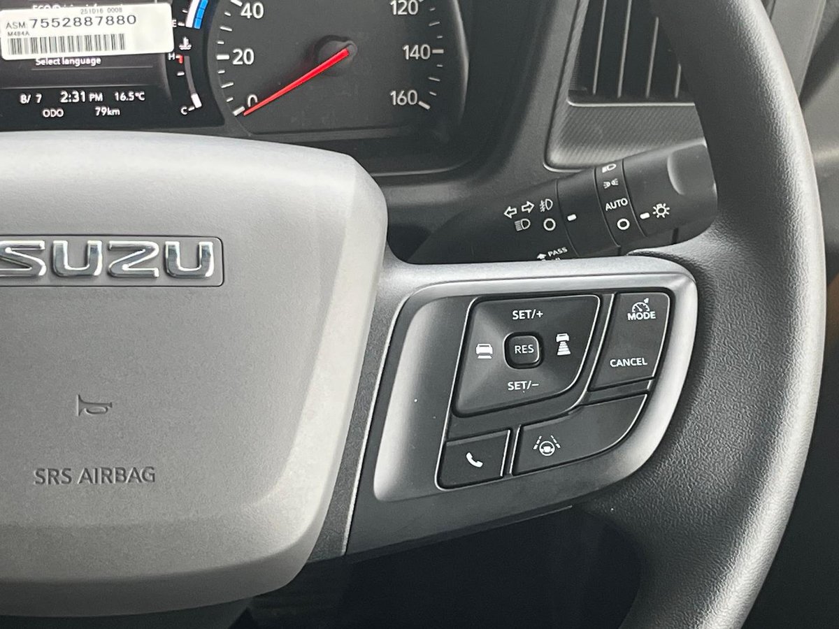 2025 Isuzu F Series image 20