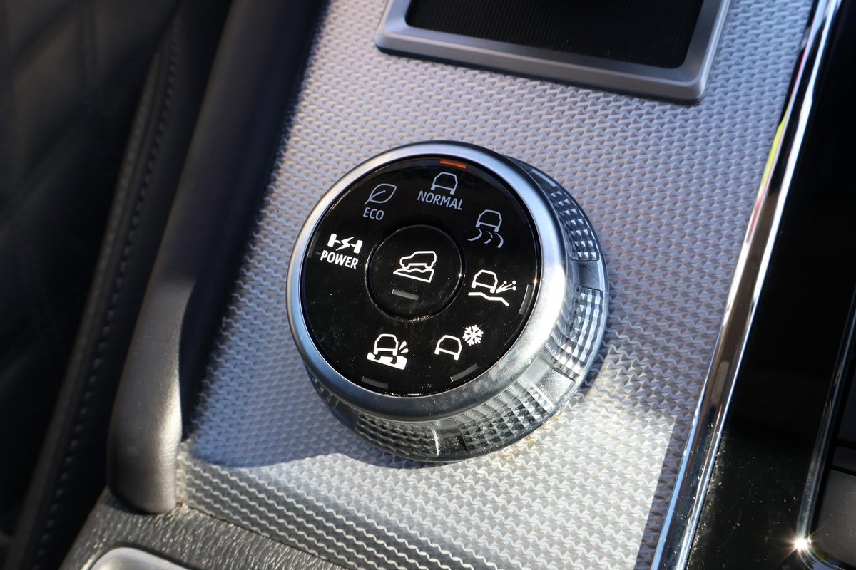2021 Mitsubishi Outlander image 23