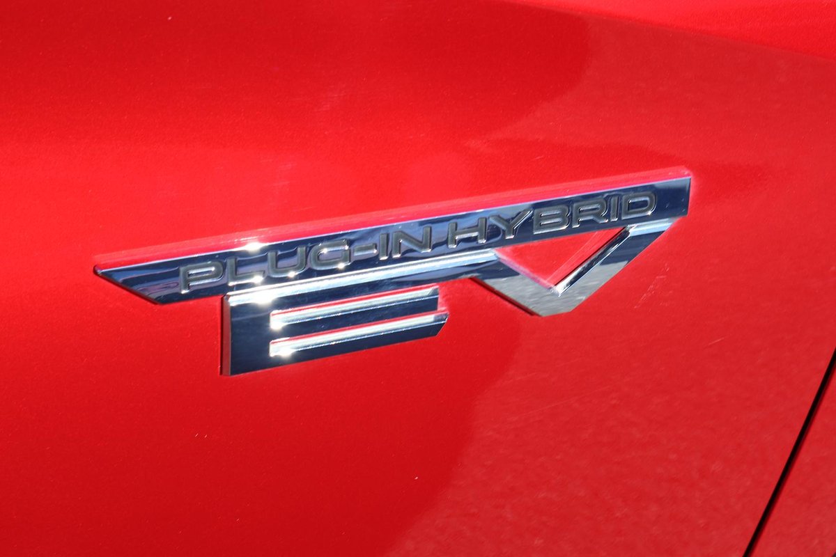 2021 Mitsubishi Outlander image 38