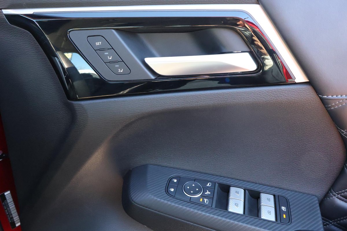 2021 Mitsubishi Outlander image 24