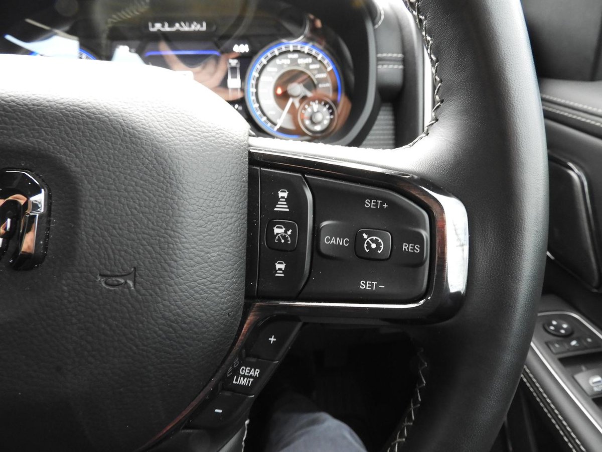 2022 RAM 1500 Limited RamBox DT MY22 4X4 Dual Range image 18