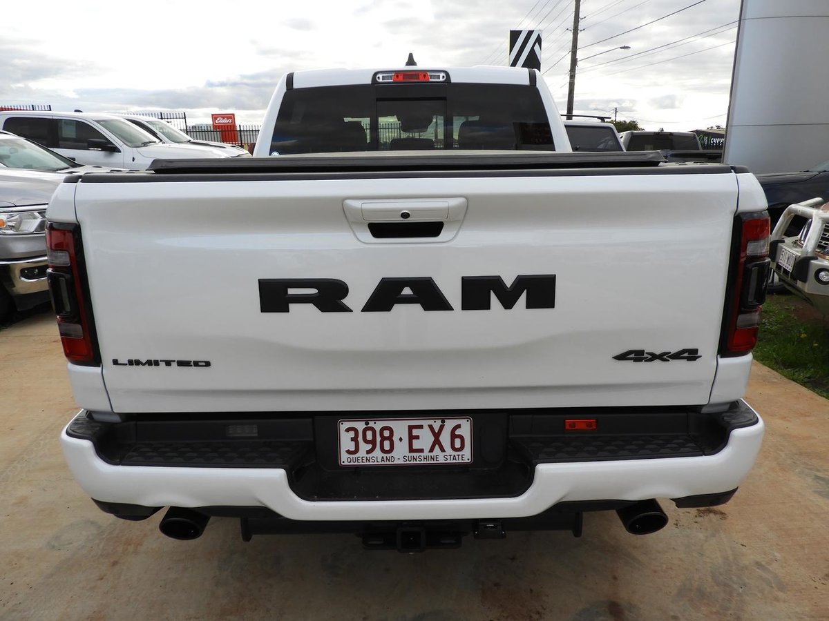 2022 RAM 1500 Limited RamBox DT MY22 4X4 Dual Range image 5