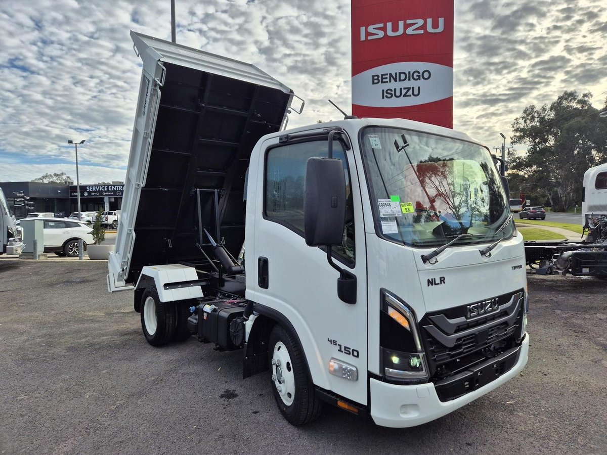 2026 Isuzu N Series NLR 45-150 DT D25 Tipper image 9