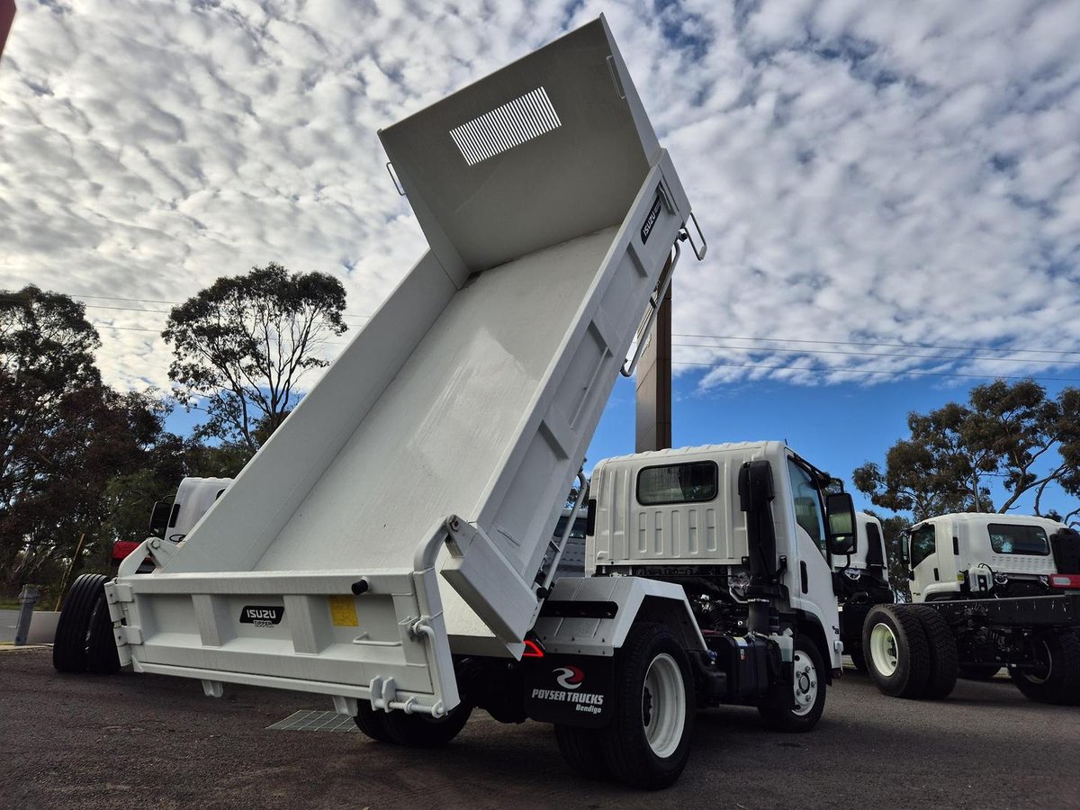 2026 Isuzu N Series NLR 45-150 DT D25 Tipper image 12