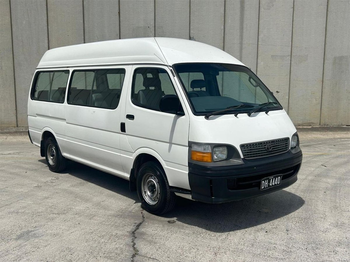 1999 Toyota Hiace image 6