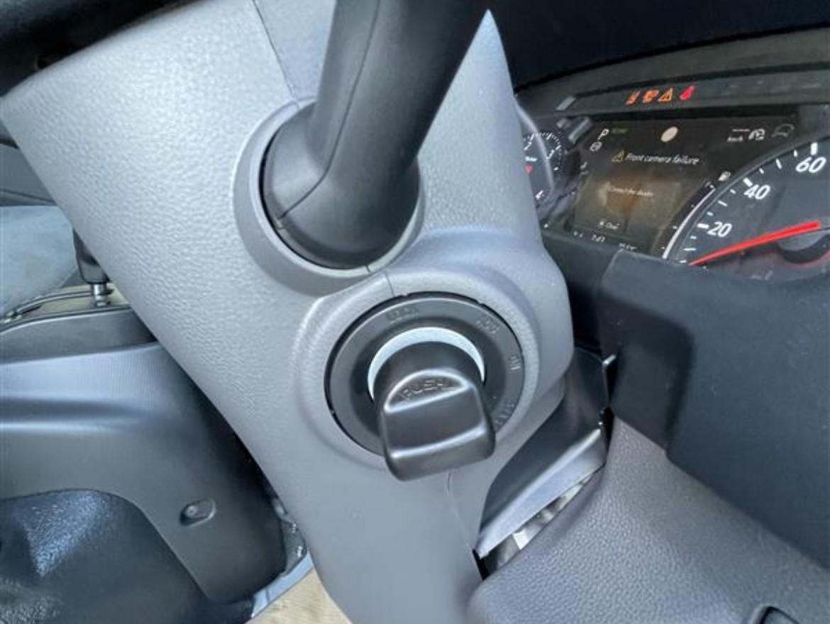 2025 Isuzu N Series image 13