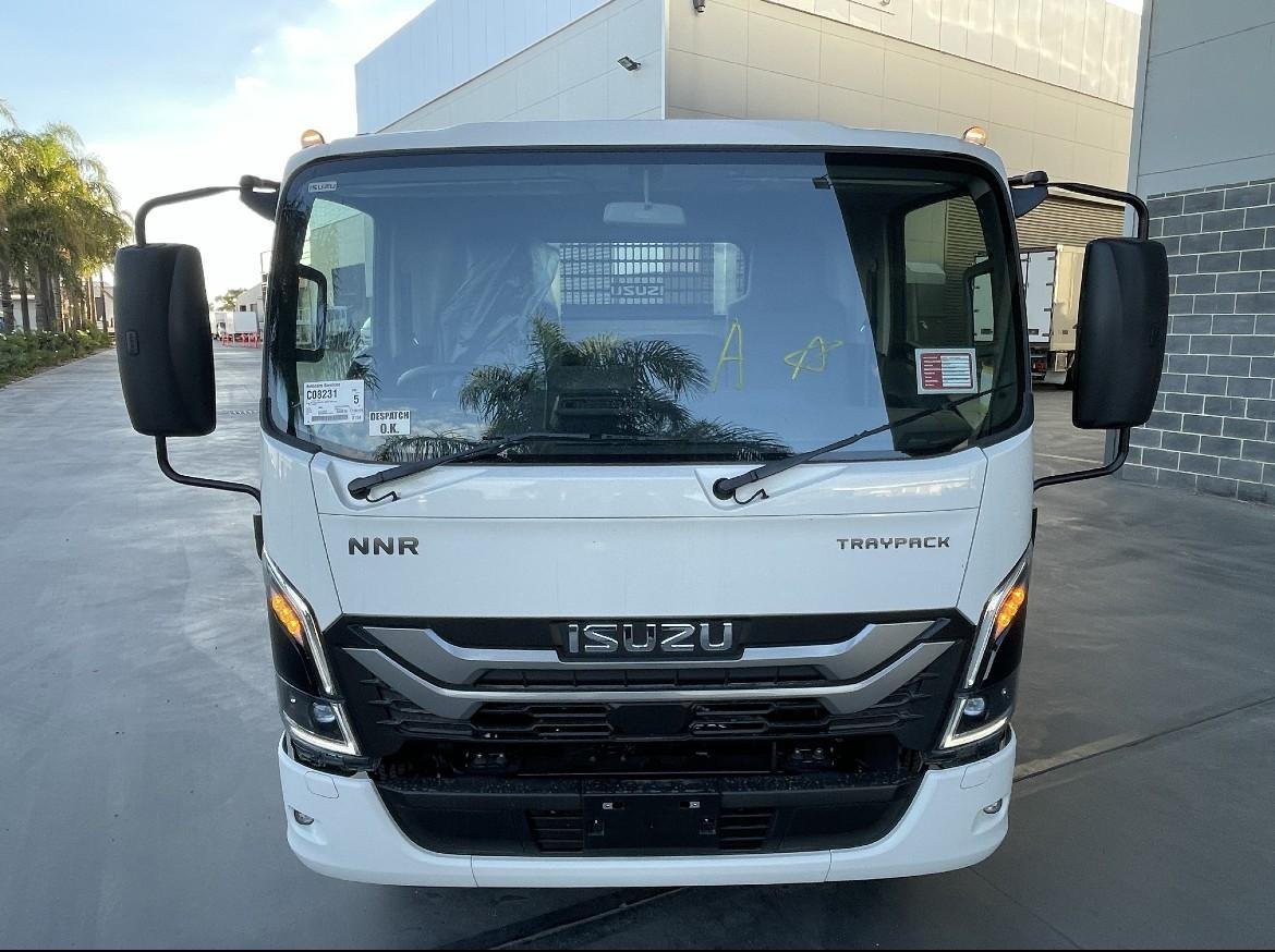 2025 Isuzu N Series image 2