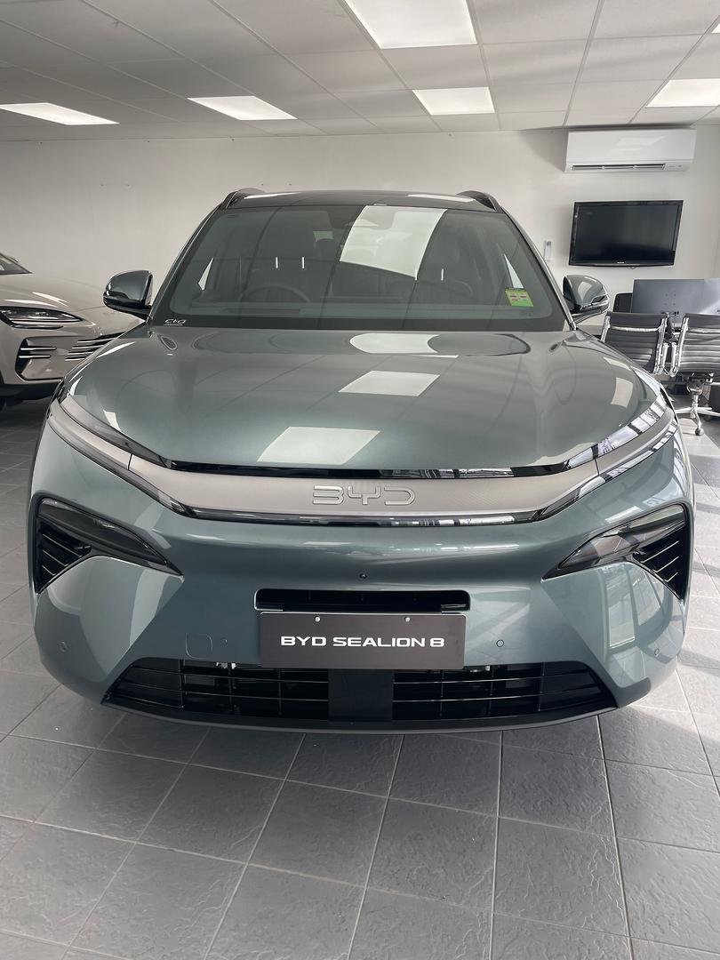 2026 BYD SEALION 8 Premium AWD MY26 AWD image 12
