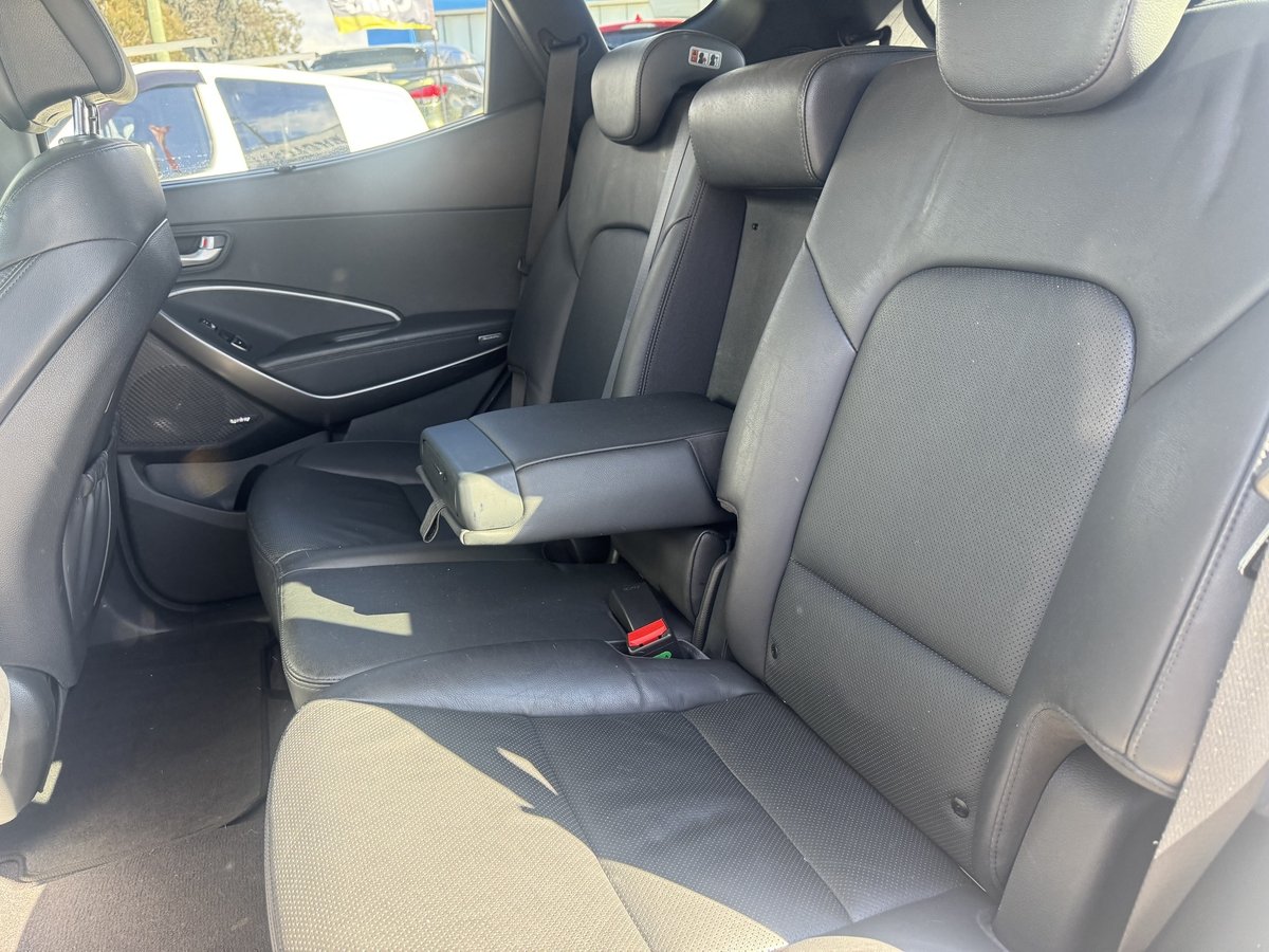 2016 Hyundai Santa Fe Highlander DM3 Series II MY17 4X4 On Demand image 10