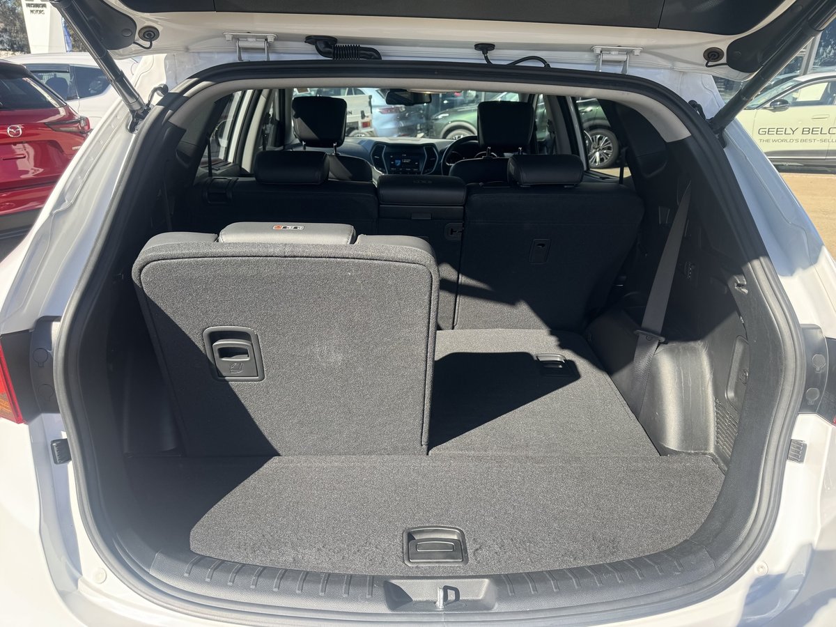 2016 Hyundai Santa Fe Highlander DM3 Series II MY17 4X4 On Demand image 13