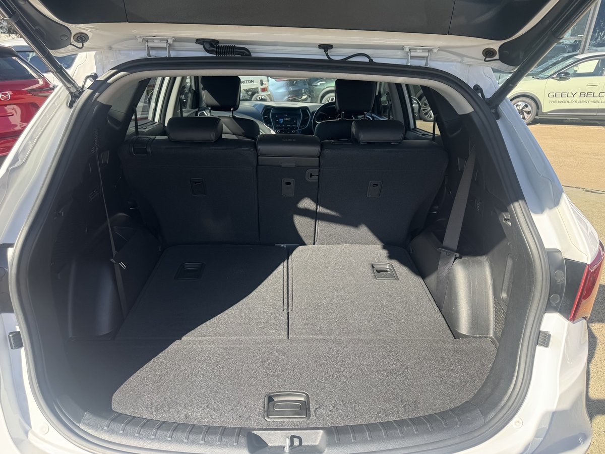 2016 Hyundai Santa Fe Highlander DM3 Series II MY17 4X4 On Demand image 14