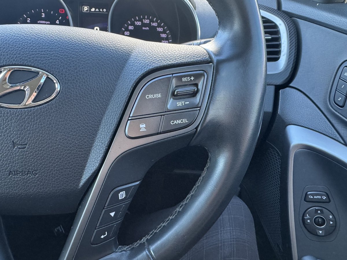 2016 Hyundai Santa Fe Highlander DM3 Series II MY17 4X4 On Demand image 22