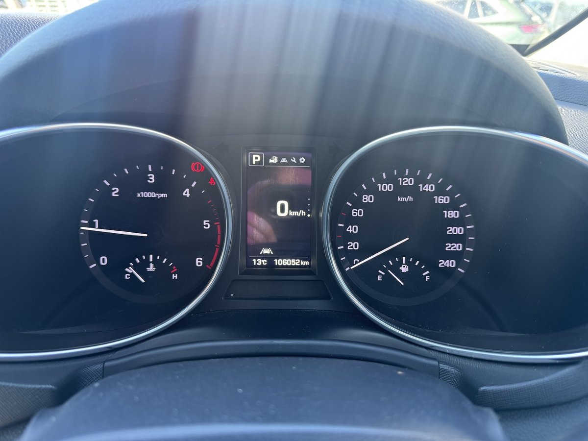 2016 Hyundai Santa Fe Highlander DM3 Series II MY17 4X4 On Demand image 24