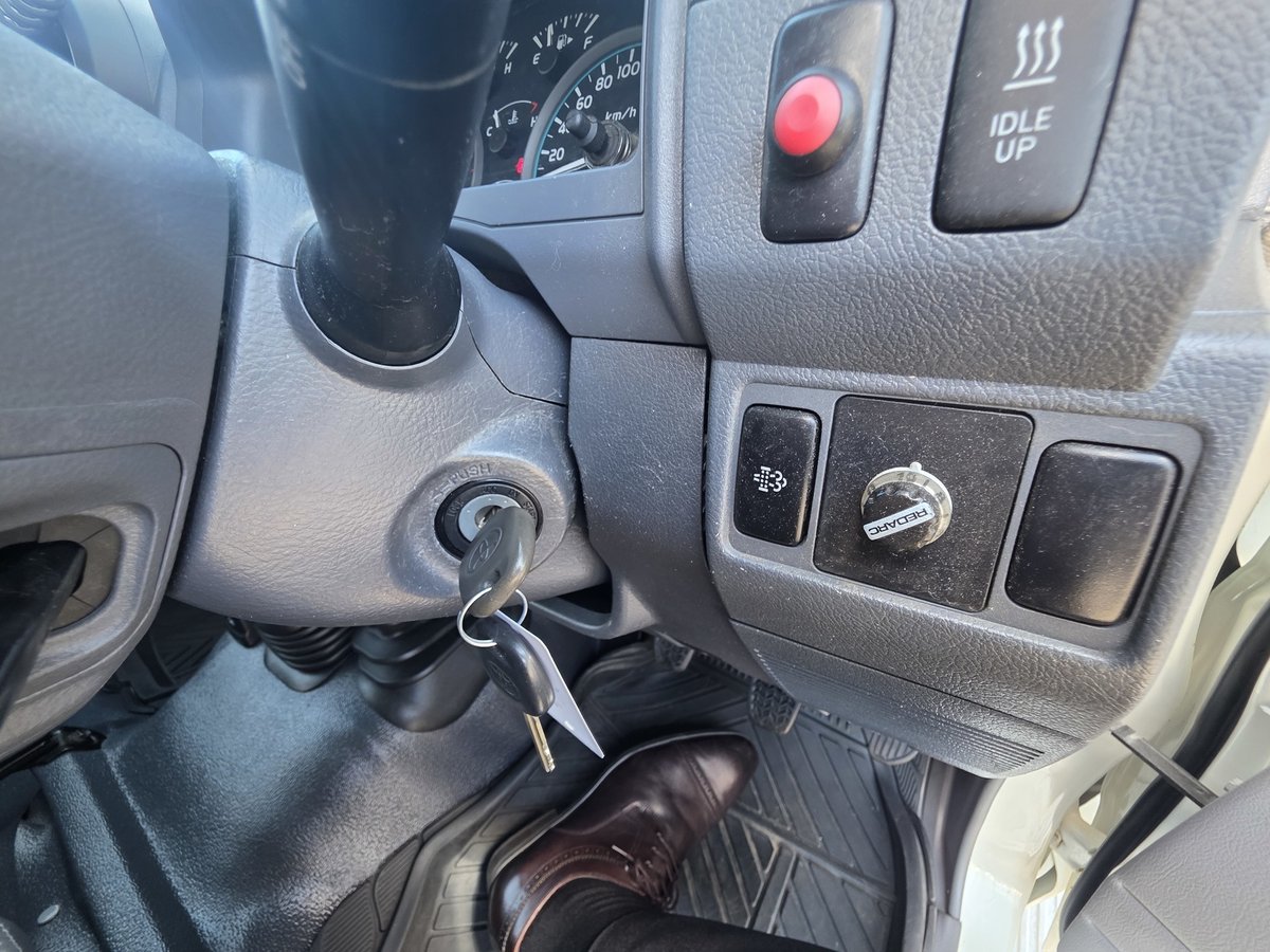 2016 Toyota Landcruiser Workmate VDJ76R 4X4 Dual Range image 20