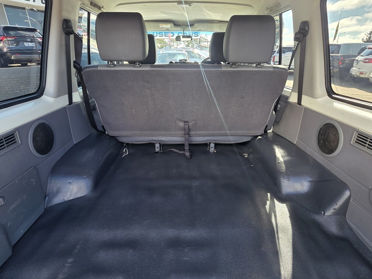 2016 Toyota Landcruiser Workmate VDJ76R 4X4 Dual Range image 36