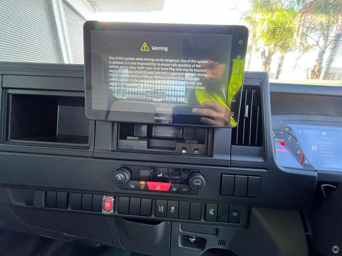 2026 Isuzu N Series image 14