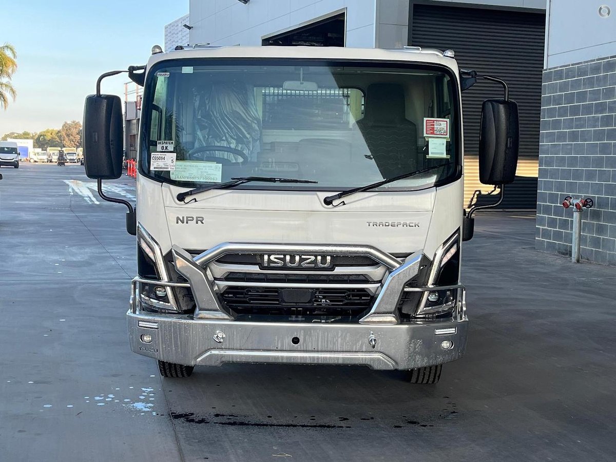 2026 Isuzu N Series image 8