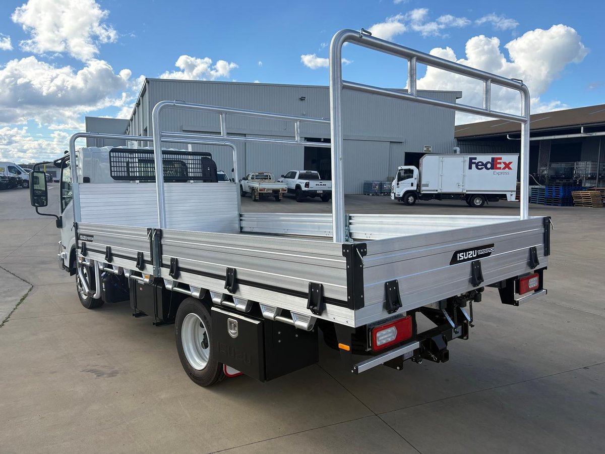 2026 Isuzu N Series image 6